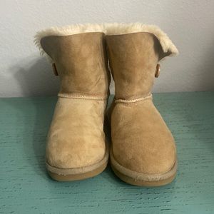 Tan Ugg boots Little girl Size (3)
